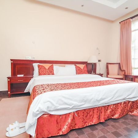 Falcon Heights Hotel Nanyuki Exterior photo